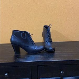 White Mountain Boots Sz. 9.5